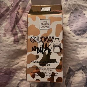 The beauty crop glow milk